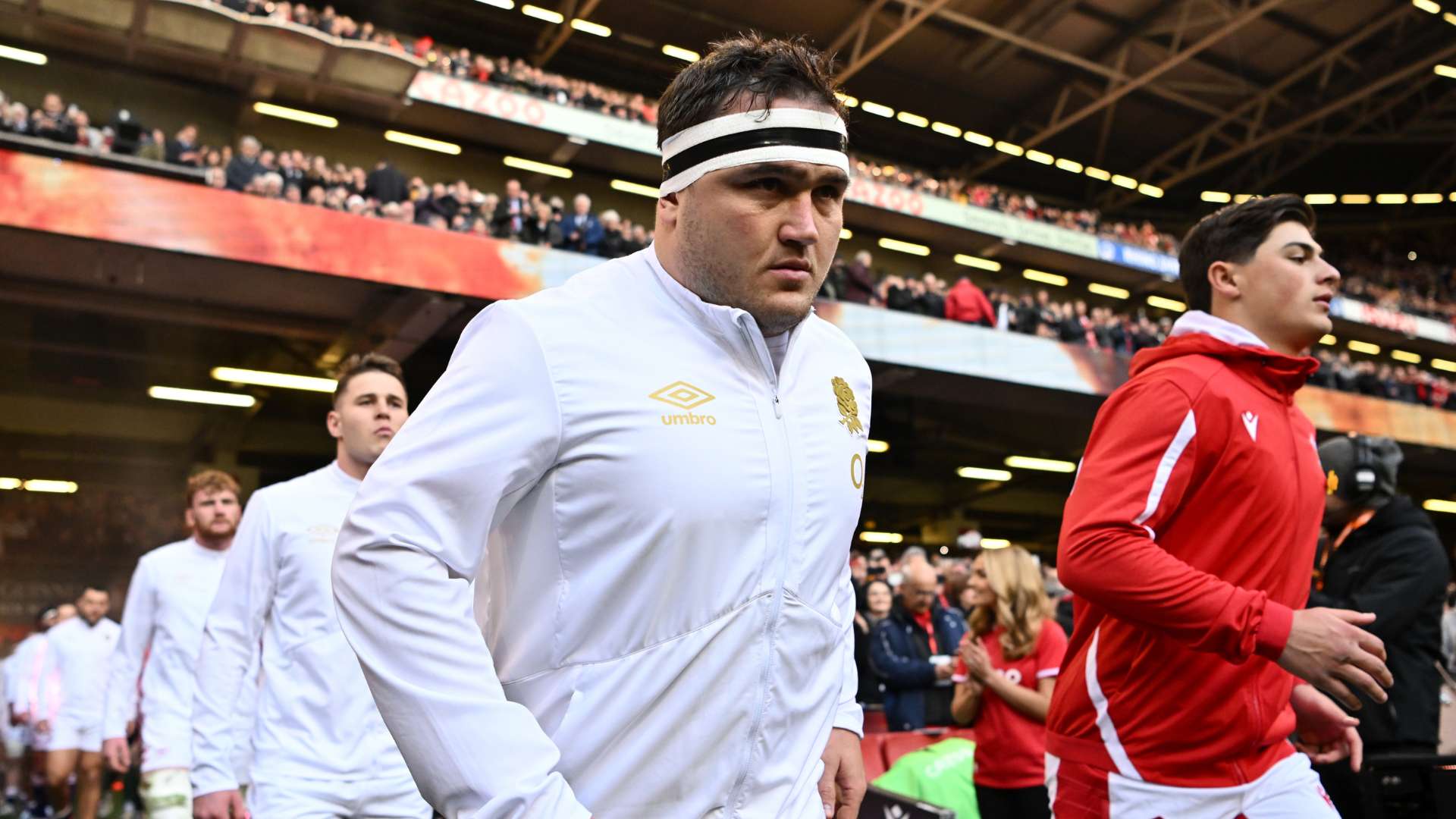 争中脱颖而 争中脱颖而